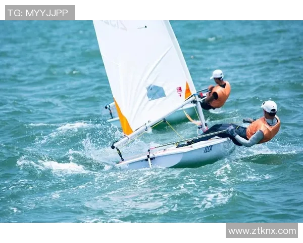 帆船帆板小组赛最新排名揭晓各队表现精彩纷呈引发热议 帆船帆板小组赛最新排名揭晓各队表现精彩纷呈引发热议